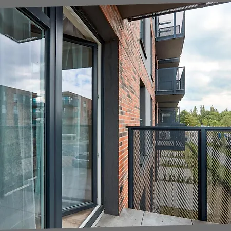 Apartment Airport Comfort By Bookinghost *