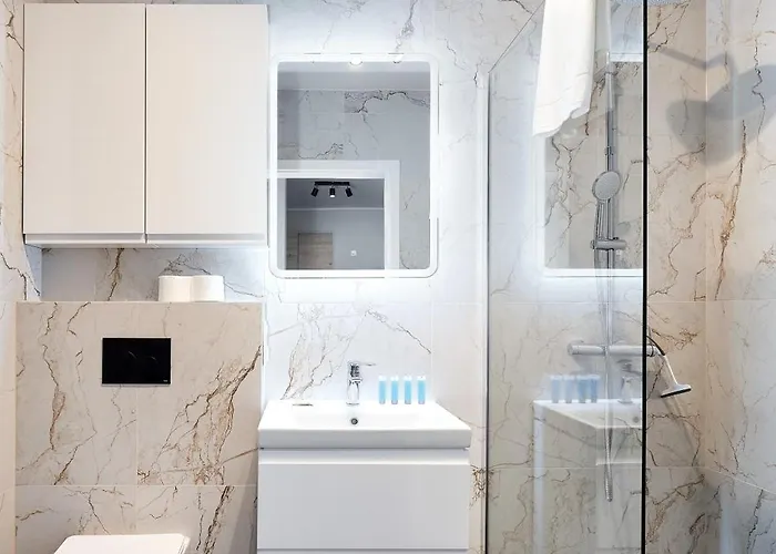 Airport Comfort By Bookinghost Apartment