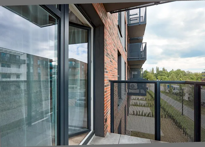 Apartment Airport Comfort By Bookinghost *